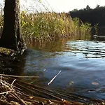 Landbahnhof Buschhof 2 Og Mit Gartensauna Daire Schwarz (Mecklenburgische Seenplatte)