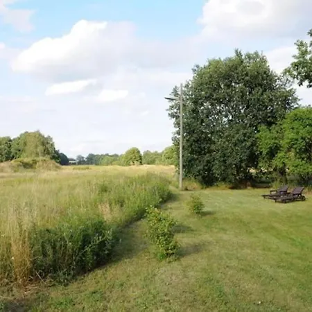 Apartment Landbahnhof Buschhof 2 Og Mit Gartensauna