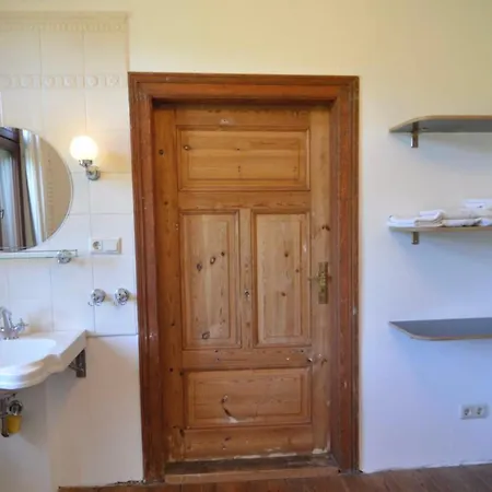 Landbahnhof Buschhof 2 Og Mit Gartensauna Apartment