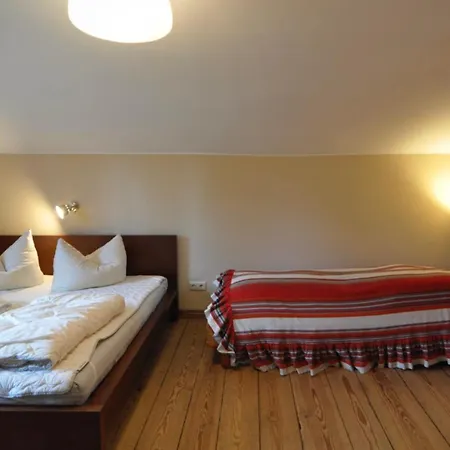 Apartment Landbahnhof Buschhof 2 Og Mit Gartensauna