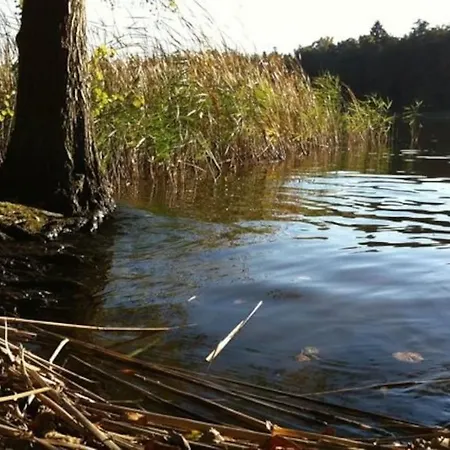 Landbahnhof Buschhof 2 Og Mit Gartensauna Apartment Schwarz (Mecklenburgische Seenplatte)